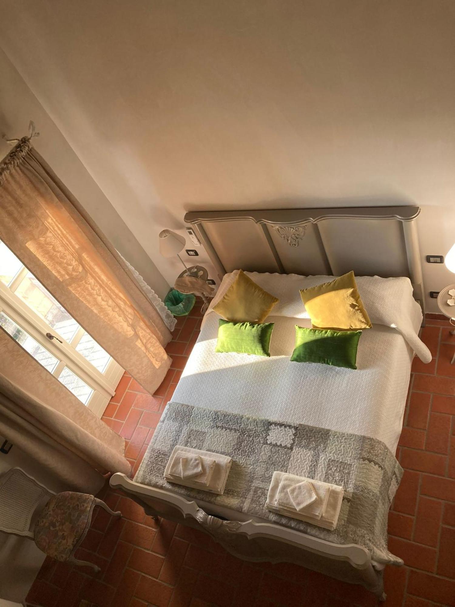 Bed and Breakfast I Grappoli Divini Viarigi Esterno foto